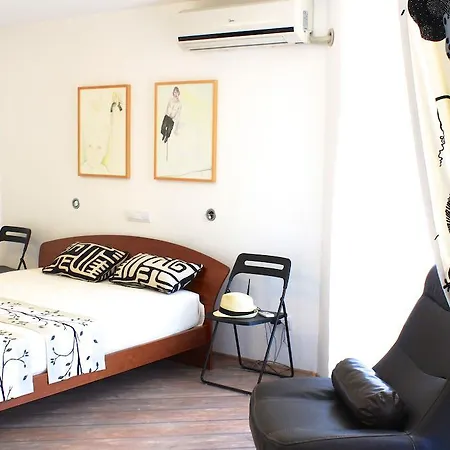 Sun & Seaview Apartment Warna